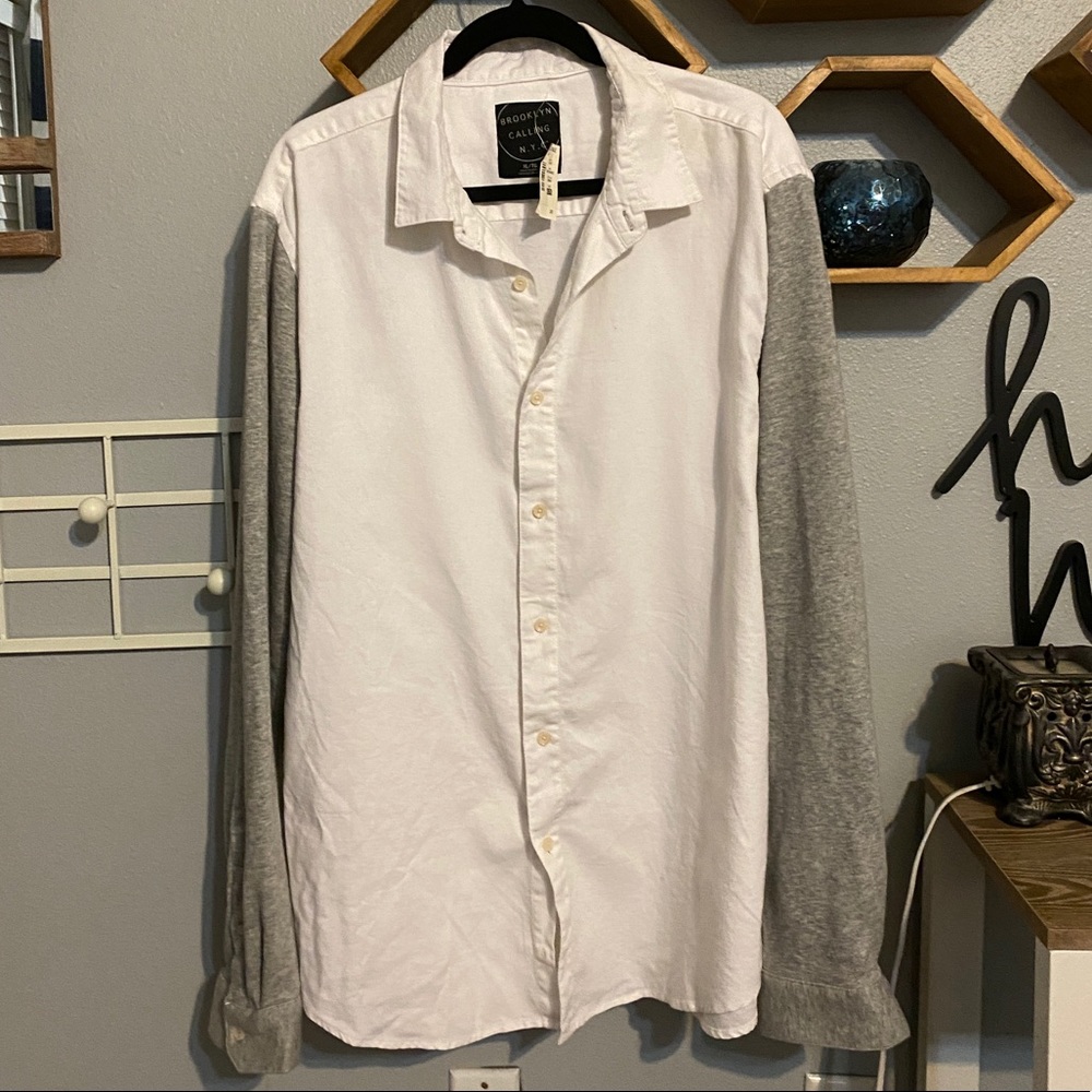 Brooklyn Calling NYC Grey & White Shirt